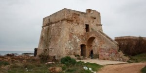 Batti il ferro quand’è caldo, ovvero le torri costiere di Terra d’Otranto in una relazione del 1624 (1/2)